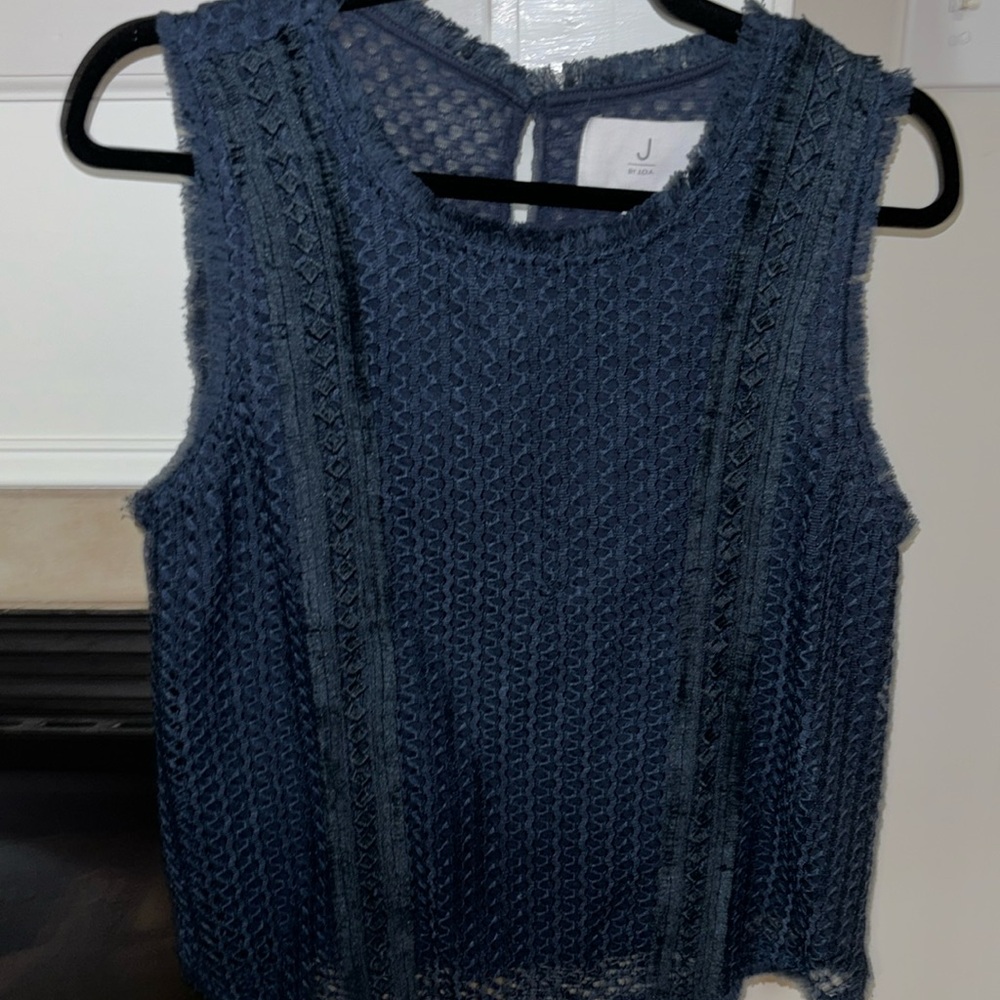 Navy blue J by J.O.A size large top nwot